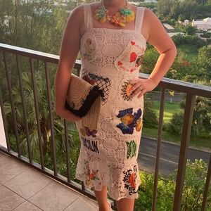 White lace vacation dress